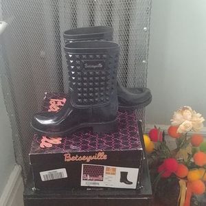 Betseyville Victoria style rain boots, sz 7 (us)